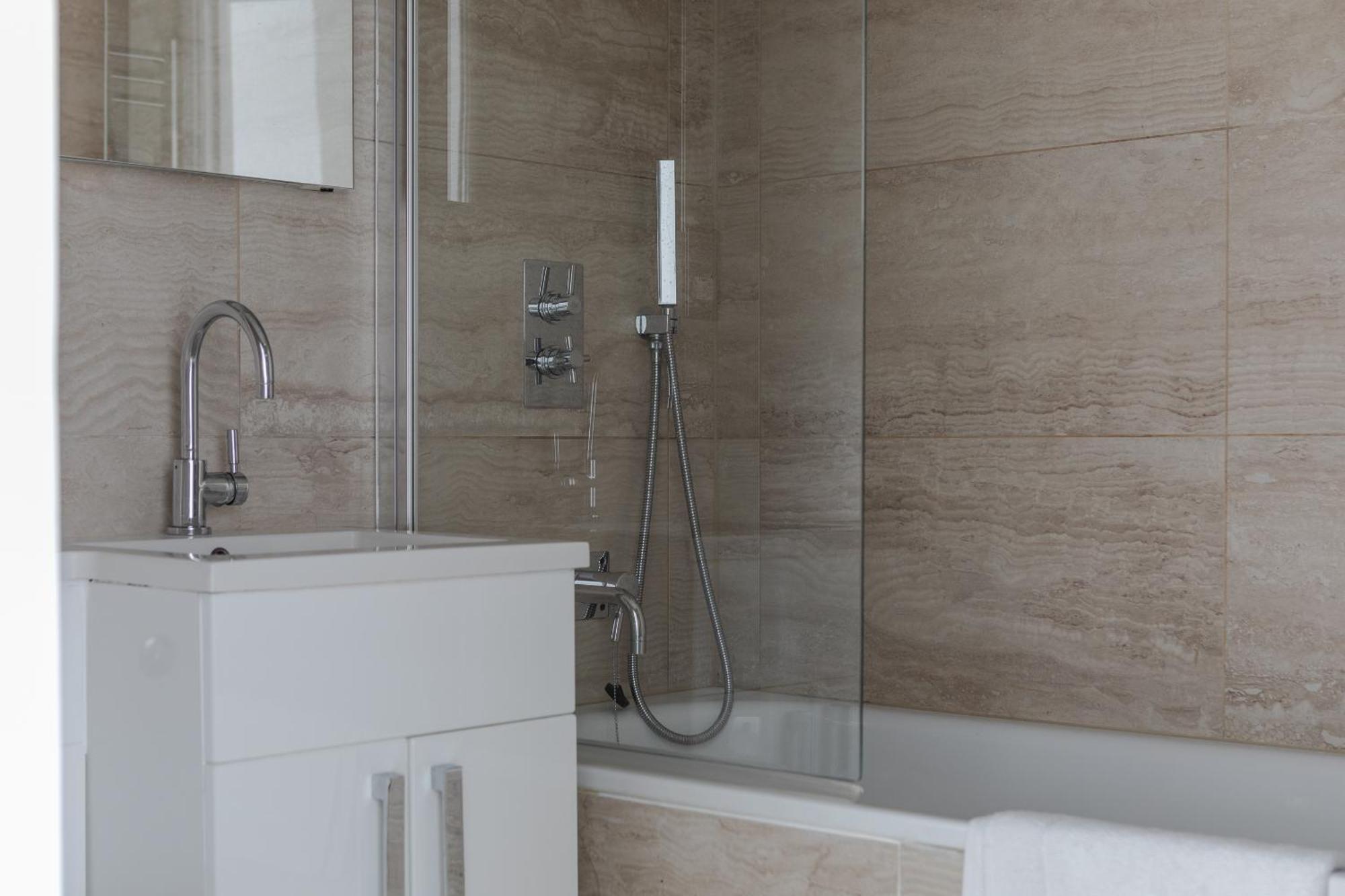 Appartement Number 53 - Stunning Maisonette With Parking In Kensington & Chelsea *